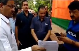 lok sabha election, lok sabha election 2019, election 2019, election 2019, election 2019 news, election live, live news, today live news, election today news, election commission of india, election commission of india up, election commission of india up news, up news, election 2019 live voting, lok sabha election live voiting, lok sabha chunav, lok sabha chunav live news, how to check name in voter list