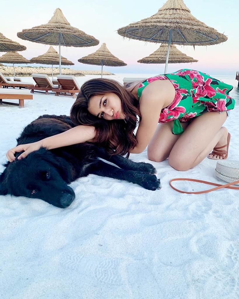 kriti sanon, kriti sanon vacation, kriti sanon turkey photos, kriti sanon turkey vacation, kriti sanon holiday, kriti sanon photos, kriti sanon latest photos, kriti sanon news
