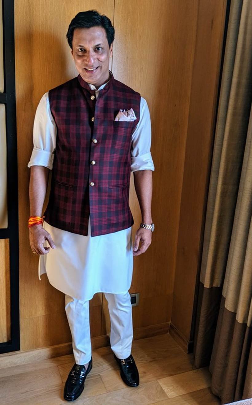 modi, swearing in ceremony, swearing in ceremony photos, rajinikanth, kangana ranaut, karan johar, bollywood in modi swearing in ceremony, kapil sharma, sushant singh rajput, kailash kher, shahid kapoor, mira rajput kapoor, rakeysh omprakash mehra, rajkumar hirani, boney kapoor, siddharth roy kapoor