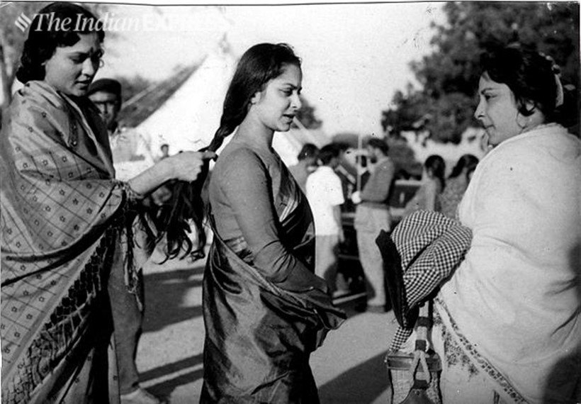 nargis, nargis old photos, nargis death anniversary, nargis dutt, nargis films, nargis raj kapoor, nargis family, nargis age, nargis sunil dutt, nargis sanjay dutt, sanjay dutt childhood pic, nargis sunil dutt family pics, nargis hit films, nargis throwback pics, nargis unseen photos, nargis news