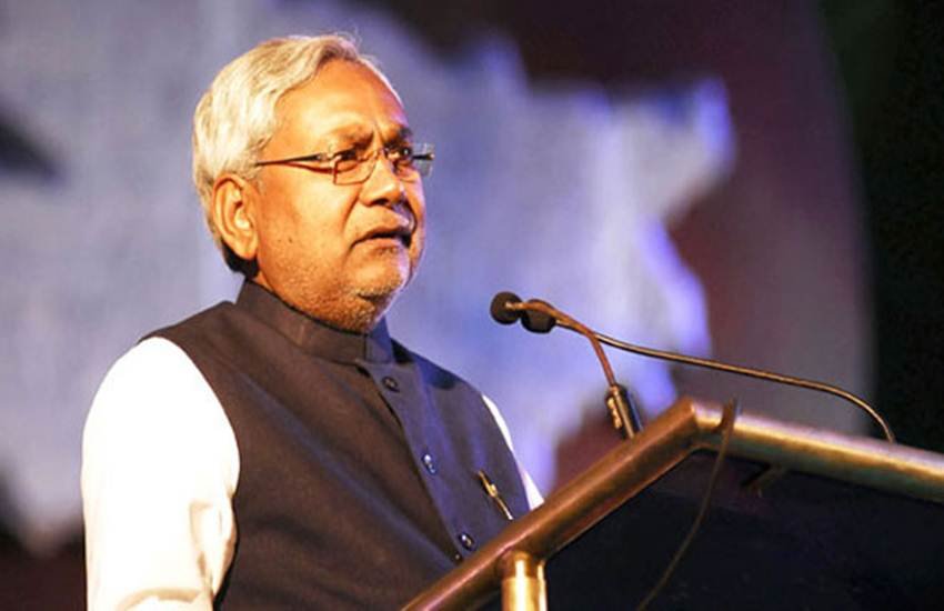 बिहार के मुख्यमंत्री नीतीश कुमार के कार्यकाल में मीडिया को दिए जाने वाले विज्ञापनों पर रिकॉर्ड पैसे खर्च किए गए हैं। ( फोटो सोर्स: एक्सप्रेस आर्काइव)