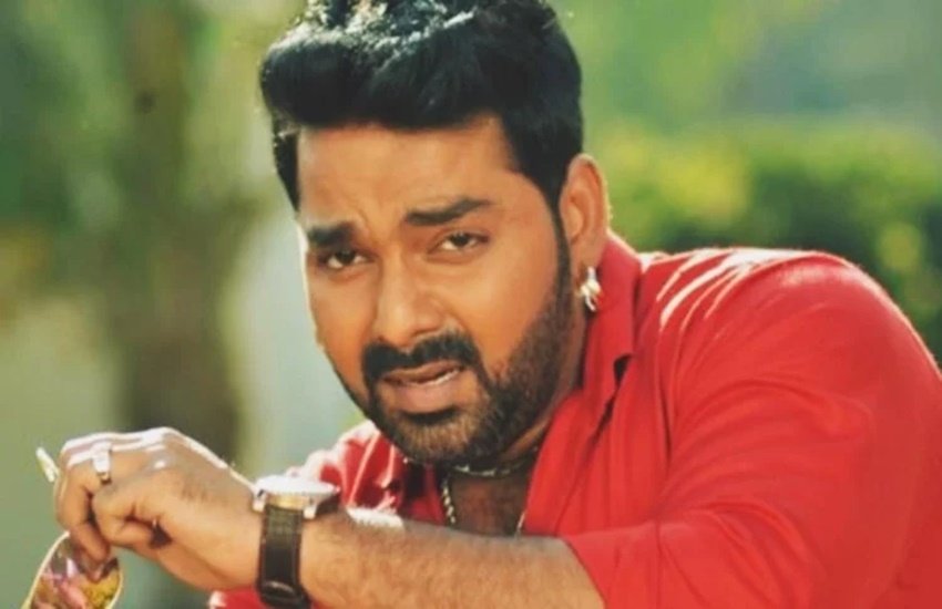पवन सिंह भोजपुरी के जाने माने एक्टर हैं। उनकी आने वाली फिल्म क्रेक फाइटर है।