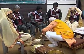 lok sabha, lok sabha election, lok sabha election 2019, lok sabha election 2019 schedule, lok sabha election date, lok sabha election 2019 date, लोकसभा चुनाव, लोकसभा चुनाव 2019, chunav, lok sabha chunav, lok sabha chunav 2019 dates, lok sabha news, election 2019, election 2019 news, Hindi news, news in Hindi, latest news, today news in Hindi, PM narendra modi, Jaunpur news, colourful pamphlets