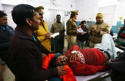 UP: बाराबंकी में जहरीली शराब का कहर, 3 सगे भाइयों समेत 17 की मौत, 39 हुए बीमार