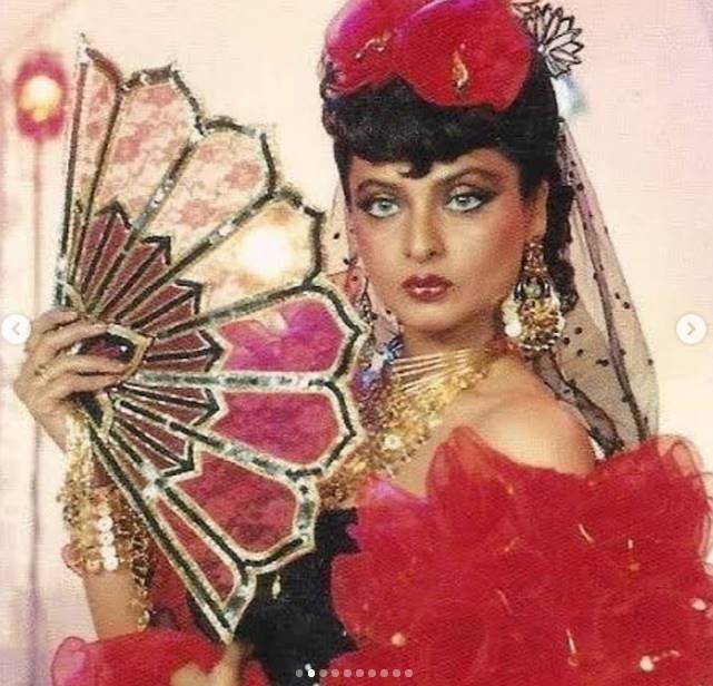 Rekha photos, Rekha hot photos, Rekha weird style, Rekha news, Rekha met gala, Rekha priyanka chopra
