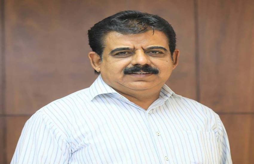  इंदौर लोकसभा क्षेत्र के भाजपा उम्मीदवार शंकर लालवानी ने रुझानों के मुताबिक अपने नजदीकी प्रतिद्वन्द्वी कांग्रेस प्रत्याशी पंकज संघवी के खिलाफ पांच लाख से ज्यादा मतों की अपराजेय बढ़त बना ली है। (Photo- Shankar Lalwani Facebook)