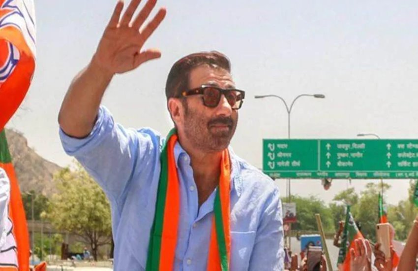 lok sabha election 2019:बीजेपी प्रत्याशी सनी देओल 
फोटो सोर्स- जनसत्ता 