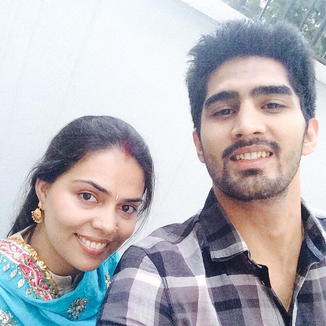Vijender Singh, wife, Archana, father, in-law, Surender, Singh, wedding, , party, parties, celeb, celebrity, sports, boxer, india, indian boxer, vijender boxer, vijender, boxer Vijender Singh love mariage