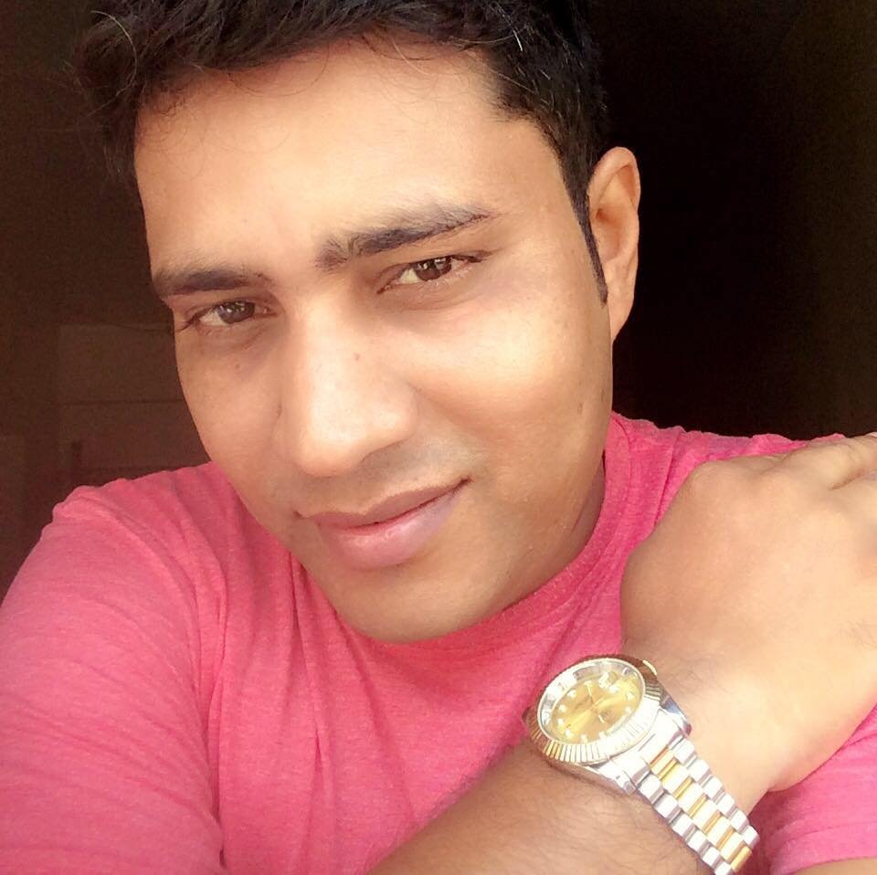 Jameel Khan, Shah Rukh Khan, Shah Shoose, jameel shah shoose, shah shoose brand, jansatta gallery, jansatta lifetstyle gallery, dancing shoose, shah dancing shoose