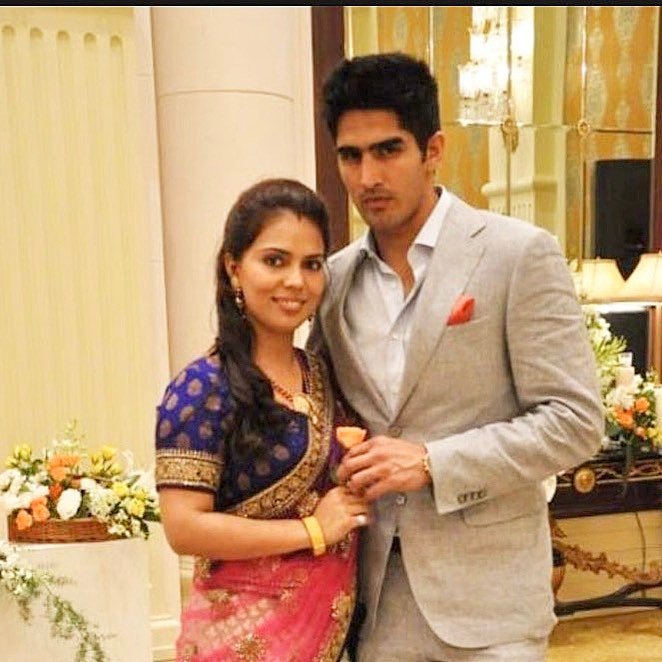 Vijender Singh, wife, Archana, father, in-law, Surender, Singh, wedding, , party, parties, celeb, celebrity, sports, boxer, india, indian boxer, vijender boxer, vijender, boxer Vijender Singh love mariage