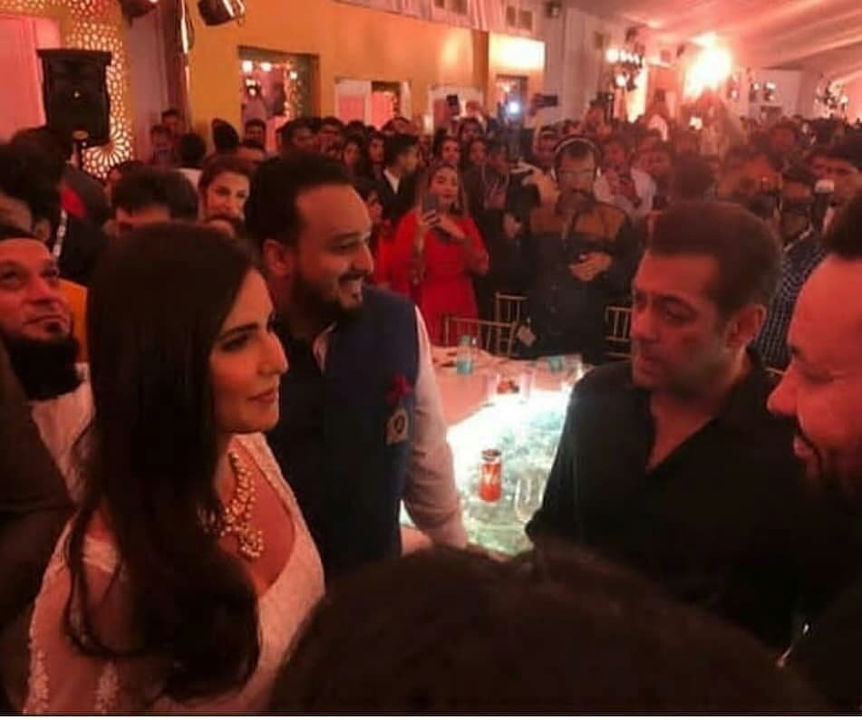 Salman khan, SRK, Katrina Kaif, shah rukh khan, srk salman, mouni roy, Urmila Matondkar, Baba Siddique Iftar party, urmila, shahrukh"