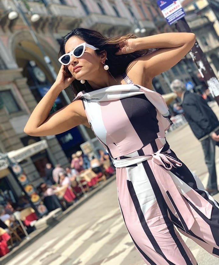 ina Khan,Hina Khan news, Hina Khan updates, Hina Khan RockyJaiswal, Hina Khan Kasautii Zindagii Kay, Hina Khan Love, Hina Khan Hot , Hina Khan Pictures, Hina Khan Cannes, hina khan in gy, hina khan workout
