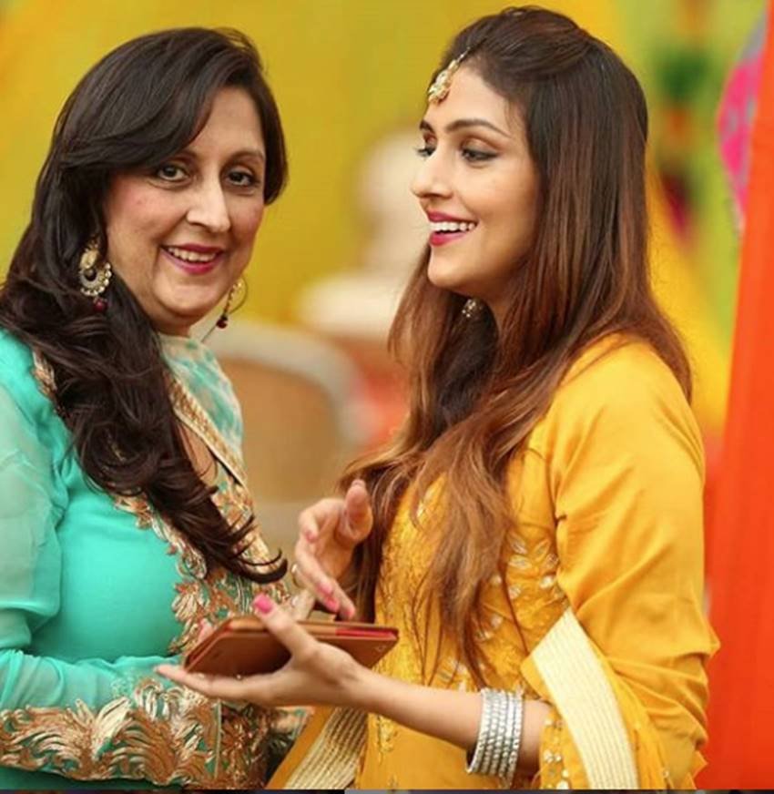 Aarti Chabria Married to boyfriend, Aarti Chabria weds Visharad Beedassy, actress Aarti Chabria worked with Salman Khan, Aarti Chabria and Akshay Kumar, Aarti Chabria worked with Akshay Kumar, See Beautiful Pictures of Aarti Chabria Aarti Chabria Wedding Pictures, entertainment news, bollywood news, television news