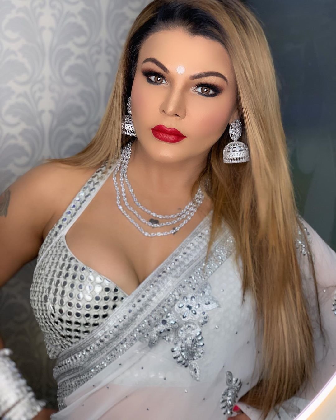 Chappan Churi, Rakhi Sawant, Rakhi sawant hot photos, Rakhi sawant hot video, Amitabh Bachchan, Shatrughan Sinha, ramdas athawale, ramdas athawale with rakhi sawant