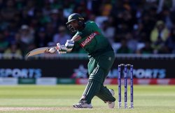 Bangladesh vs Australia: बांग्लादेश को हराकर अंकतालिका के टॉप पर पहुंची ऑस्ट्रेलिया