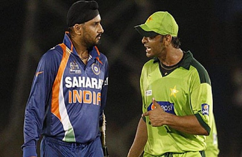 World cup: शोएब अख्तर ने मांगे थे हरभजन सिंह से मैच टिकट। (pc- indian express)