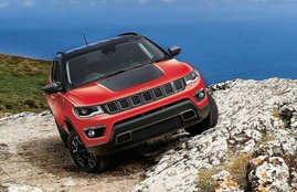 Jeep Compass Trailhawk launched, Jeep Compass Trailhawk price in india, Jeep Compass Trailhawk features, Jeep Compass Trailhawk detail, Jeep Compass Trailhawk speed, Jeep Compass Trailhawk vs toyota fortuner