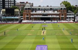 England vs Australia: बारिश ने डाला खलल तो जानिए किस टीम को होगा सबसे ज्यादा फायदा