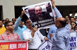 13 हजार करोड़ के PNB स्कैम में मेहुल चोकसी को झटका, नागरिकता रद्द कर भारत को सौंपने पर एंटीगुआ सरकार तैयार