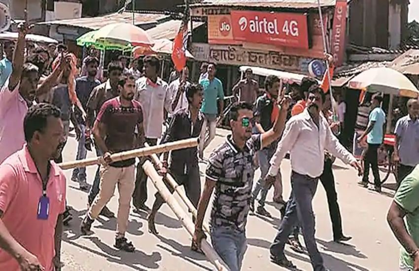 पश्चिम बंगाल के नॉर्थ 24 परगना जिले के दक्षिण दिनाजपुर में हुआ खूनी संघर्ष। फोटो सोर्स: इंडियन एक्सप्रेस