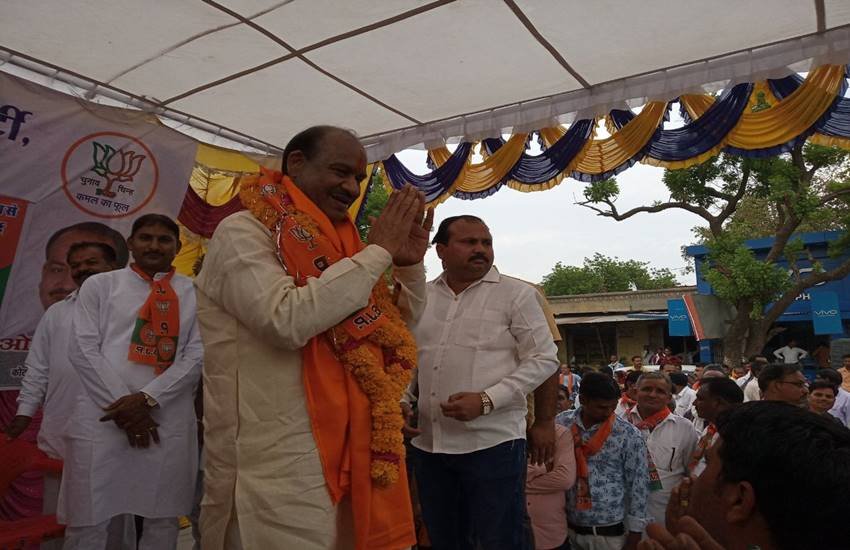 स्पीकर ओम बिड़ला संसद के बजट सत्र के दौरान लोकसभा की कार्यवाही संचालित करते हुए। (Photo: PTI)
