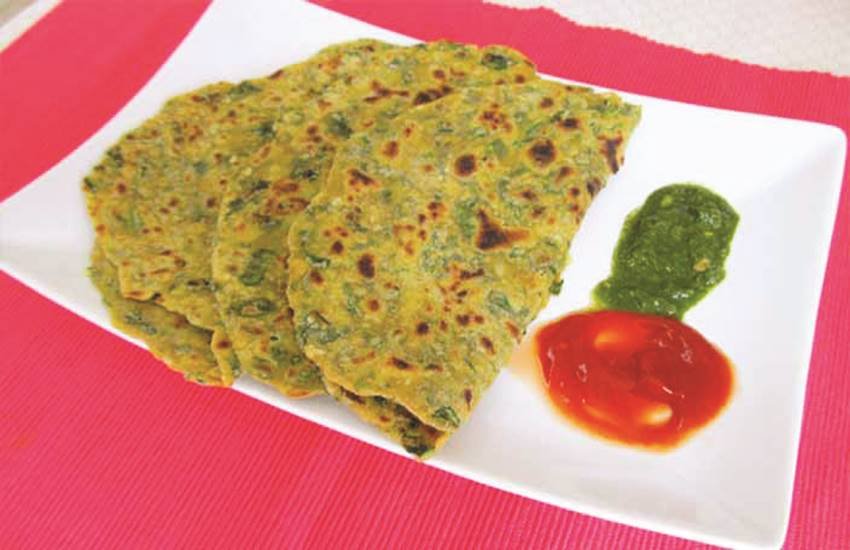 लौकी का परांठा।