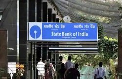SBI में है खाता तो इन 5 आसान तरीकों से चेक कर सकते हैं बैलेंस
