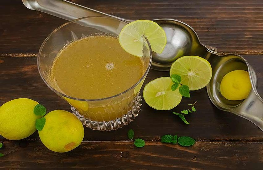 गर्मी में हीट स्ट्रोक से बचने के लिए आम पन्ना पिएं (Source: Dreamstime) गर्मी में हीट स्ट्रोक से बचने के लिए आम पन्ना पिएं (Source: Dreamstime)