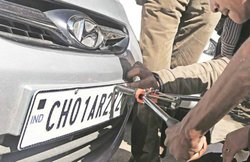 अब मोबाइल की ही तरफ कार का नंबर भी कर सकेंगे पोर्ट! सरकार ला रही है नया नियम