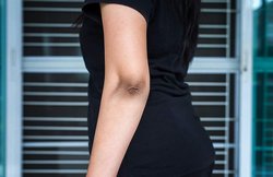 कोहनी के कालेपन को करना चाहते हैं दूर, घर पर बनें इस पैक का करें इस्तेमाल और देखें कमाल