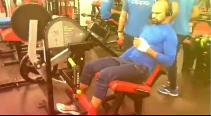 अंगूठे की चोट से ज्यादा धवन को विश्व कप से बाहर होने का दुख है।