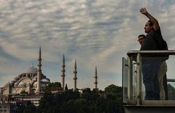 भारत में भी हुई घोषणा, ईद-उल-फितर का त्योहार कल