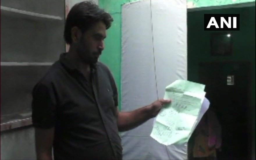 पीड़ित पति 
(फोटो सोर्स - एनआई)