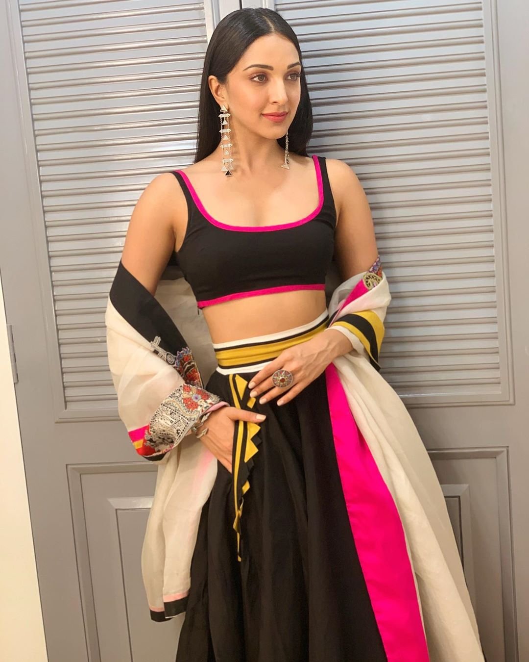 Kiara Advani Busy In Kabir Singh Promotion, Kiyara Advani Films, Kabir Singh Release Date, Kabir Singh Film Song, Shahid Kapur Hit Films, Kiyara Advani Sexy Video, Bollywood Latest Movies, Bollywood Movie 2019