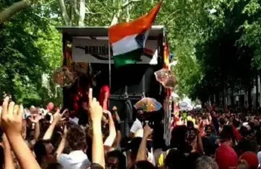 Fact check: क्रिकेट वर्ल्ड कप का नहीं है 'लॉलीपॉप लागेलु' गाने का वायरल वीडियो। (video screenshot)