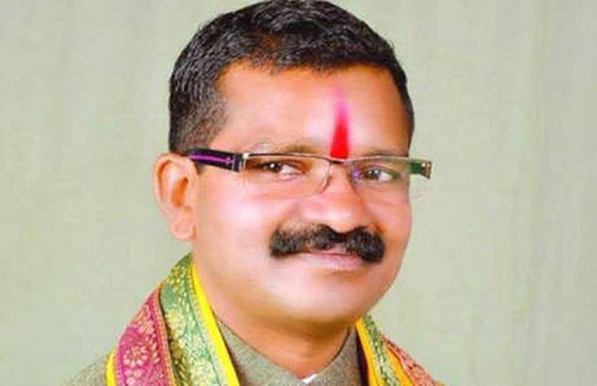 नक्सली हमले में मारे गए भाजपा विधायक भीमा मंडावी। (फाइल फोटोः इंडियन एक्सप्रेस)
