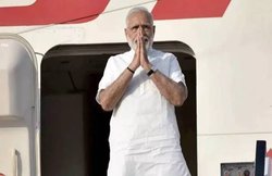 पाकिस्‍तान के आसमान पर नहीं उड़ेगा पीएम मोदी का विमान, जाएंगे वाया ओमान