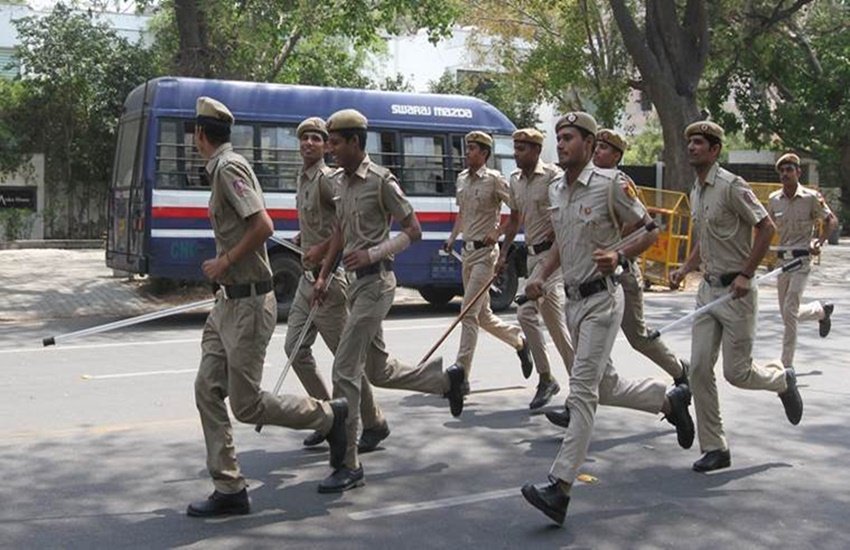 हरियाणा पुलिस 
(फोटो सोर्स - इंडियन एक्सप्रेस)