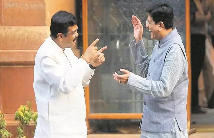 PM Narendra modi, cabinet meeting, finance minister, railway minister, health minister, oil minister, food processing minister, defence minister, rajnath singh, nitin gadkari, dharmendra pradhan, PM scheme, Hindi news, news in Hindi, latest news, today news in Hindi