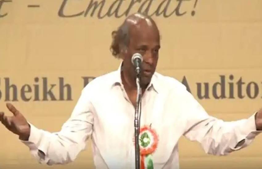 राहत इंदौरी ने ट्वीट कर बिजली विभाग के अधिकारियों की शिकायत की। (फोटोः यूट्यूब स्क्रीनशॉट)