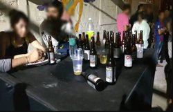 ड्रग्स, डांस और शराब! रेव पार्टी करते धरे गए नाबालिग लड़के और लड़कियां