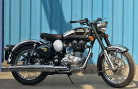 Royal Enfield Bullet tips, Royal Enfield Bike service center, things to check before giving bike in service, Royal Enfield Bullet oil check, Royal Enfield Bullet test ride, Royal Enfield Bullet spare parts
