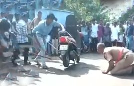 Cobra Snake Found in a Honda Activa, snake found in scooter, snake found in bike, snake found in car, snake attack video, snake in honda activa