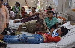 लखनऊ में कानून व्यवस्था: गांजा नहीं लाया नाबालिग तो नशेड़ियों ने जमकर पीटा, सजा देने के लिए मुंह में डाल दिया तेजाब