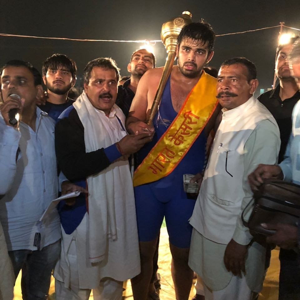 Wrestling,vivek suhag,Mahavir Phogat,Geeta Phogat,Dangal,Commonwealth Games,babita phogat,Babita Kumari