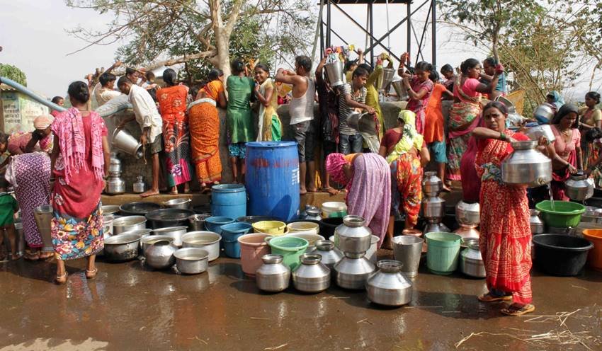 "maharashtra water crisis, maharashtra dought, water tankers maharashtra, drought maharashtra farmers, Maharashtra dry, Maharashtra rains