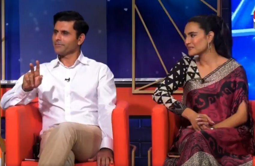 हाल ही में एक पाकिस्तानी टीवी चैनल पर अब्दुल रज्जाक ने अपनी जिंदगी से जुड़े नए खुलासे किये। रज्जाक ने बताया कि वो शादी के बाद 6 महिलाओं के साथ अफेयर चला चुके हैं। एक के साथ तो 1.5 साल तक अफेयर की बात बता रज्जाक ने अपने फैंस को हैरत में डाल दिया।(Photo: Video Screenshot)