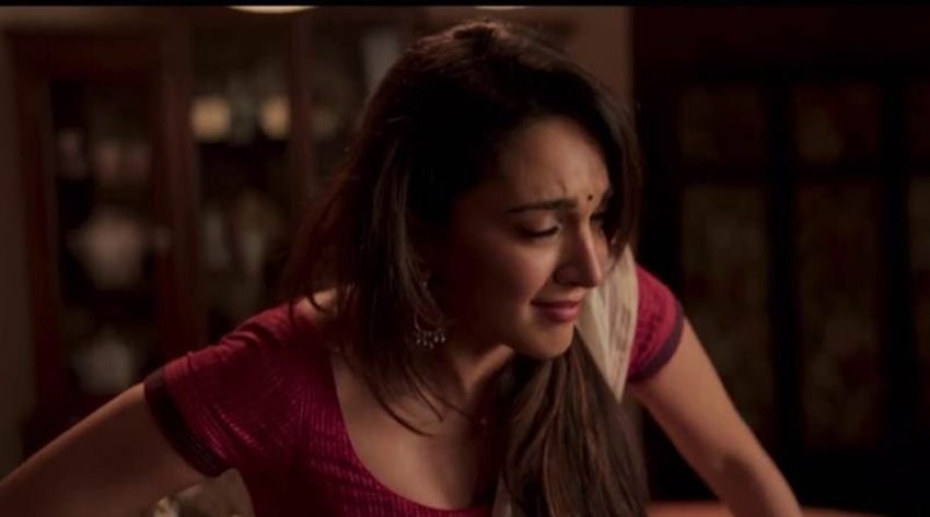 Lust Stories: करण जौहर की फिल्म लस्ट स्टोरीज में कियारा आडवाणी ने सेल्फ प्लेजर एक्ट किया था। इस सीन पर कियारा ने एक इंटर्व्यू में बताया था कि उन्हें ये सीन किसी भी आम सीन की तरह ही लगा। उन्होंने ये भी कहा कि मैंने अपनी दादी को भी ये सीन दिखाया था, किसी की तरफ से कोई आपत्ति नहीं हुई। हालांकि इस सीन पर सोशल मीडिया में खूब हंगामा हुआ।