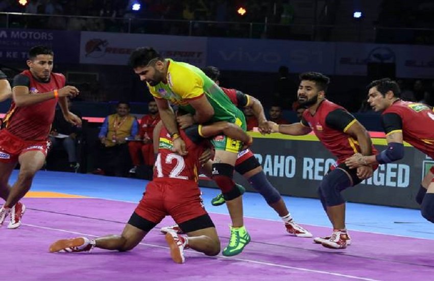 Pro Kabaddi 2019, Bengaluru Bulls vs Gujarat Fortunegiants Live Score: यहां जानिए लाइव स्कोर (फोटो सोर्स-bengaluru bulls twitter)
