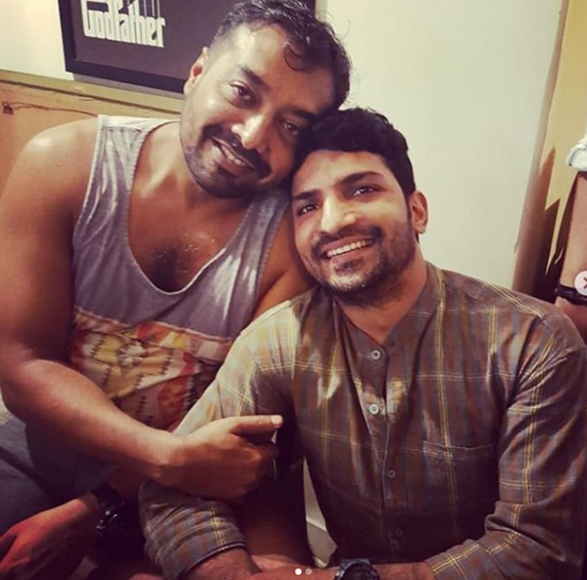 फिर एक दिन उनके पास अनुराग कश्यप का फोन आया और उस दिन से उनकी किस्मत बदल गई। अनुराग ने उन्हें सेक्रेड गेम्स में बंटी का किरदार दिया।